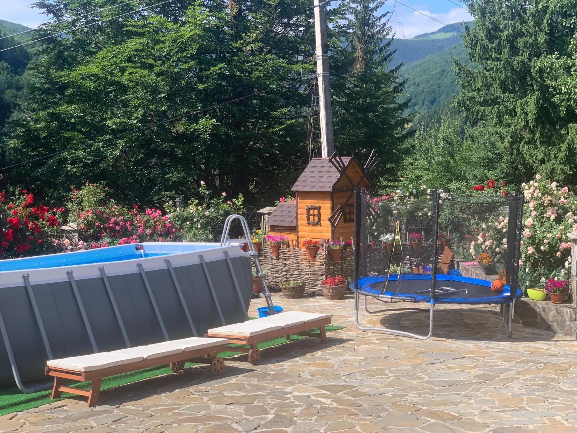 Villa Світанкове Сяйво Yaremche Exterior foto